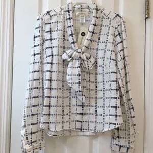 Plaid long sleeve tie V-neck Top
